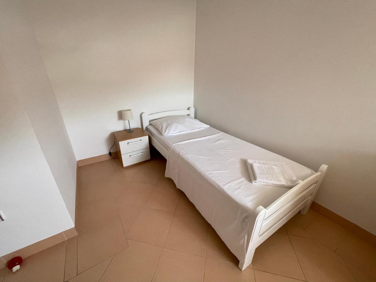 Apartments Andrea Stara Novalja Kültér fotó