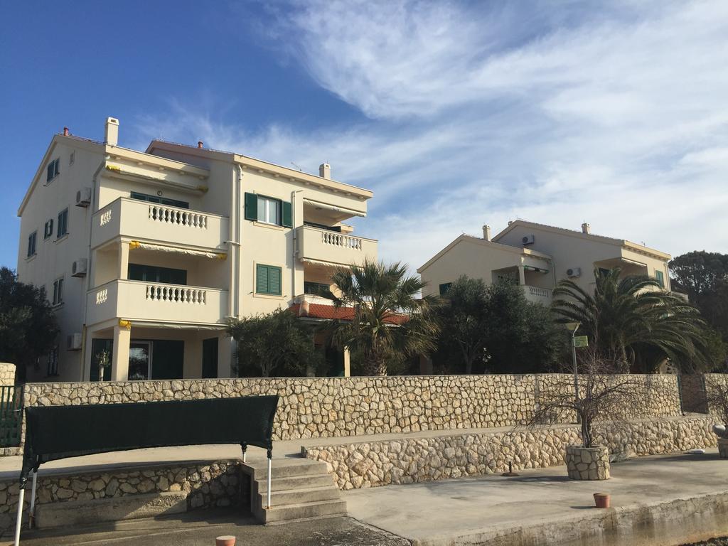 Apartments Andrea Stara Novalja Kültér fotó